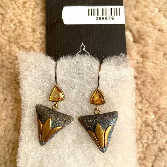 NWT Silver earrings w Citrin stone. - Picture 1 of 5